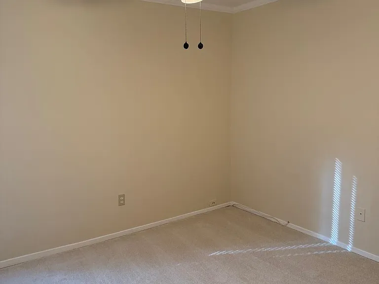 531 Florida Ave #104 — Photo 38