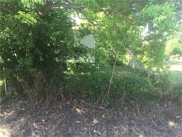 1st image of 1602 Avenue A