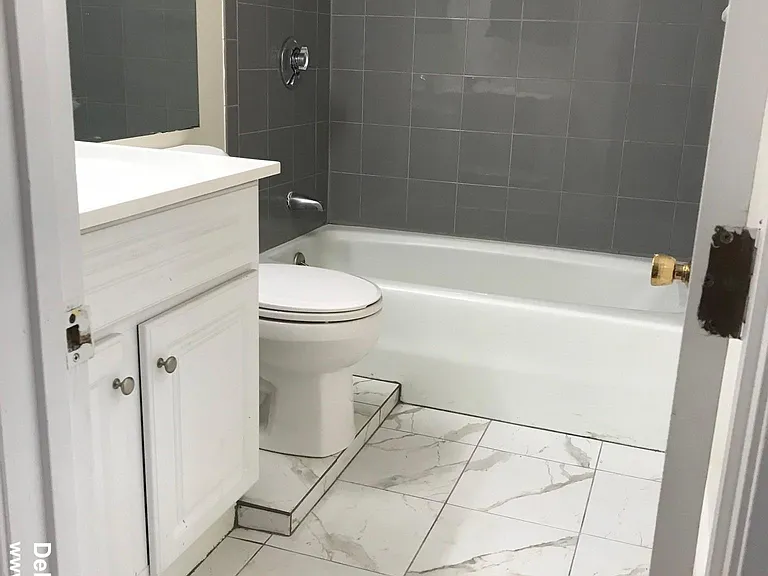 13 Garrison St #B — Photo 8