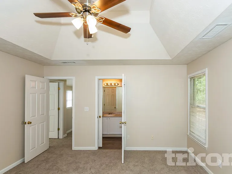 1320 Timber Walk Dr — Photo 8