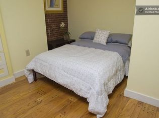 17R Charter St, Boston, MA 02113