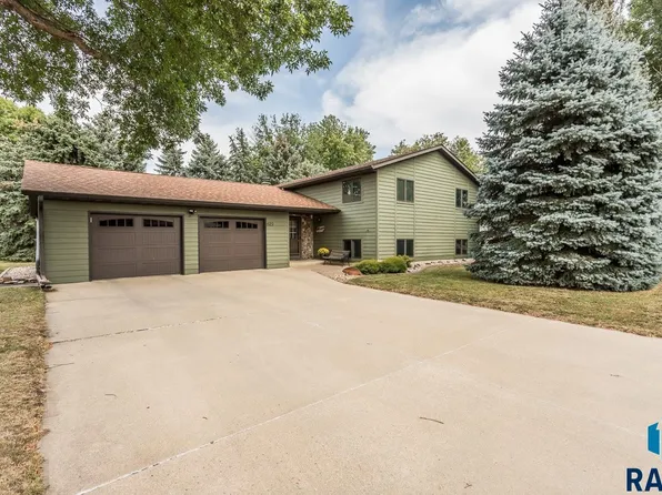 420 W Maple St, Tea, SD 57064