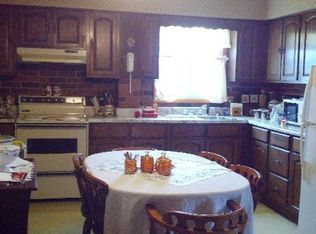 904 Walnut St, Roaring Spring, PA 16673