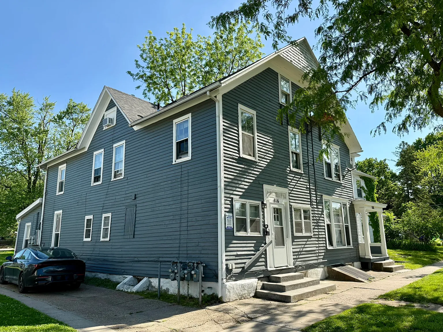 2 bed, $1,186 — Photo 1