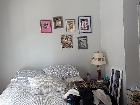 5th image of 32 Hickory St #1