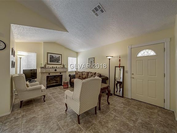 4th image of 740 Hunters Creek Ln Unit 201