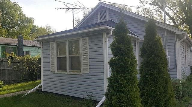 1st image of 2834 Marshall St