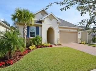 3158 Bayou Ln, Tavares, FL 32778