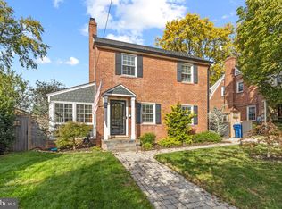 116 Moncure Dr, Alexandria, VA 22314