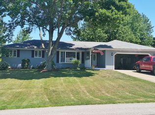 5239 Somerset Dr, Fairview, PA 16415