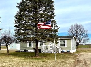 16040 Lake Rd, White Pigeon, MI 49099