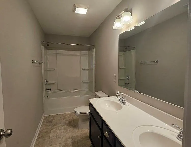 411 Copes Ct — Photo 20