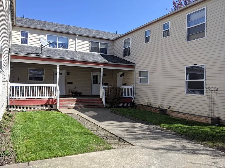 Gan01 - Fessenden St — Photo 2