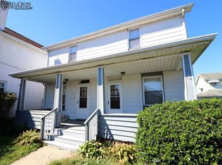 15 Garrison St, Westover, WV 26501