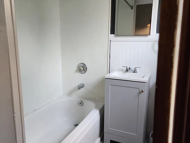 817 Catherine Pl — Photo 11