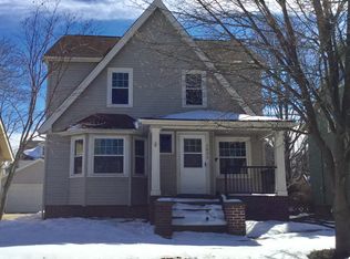 3842 Summit Park Ave, Cleveland Heights, OH 44121