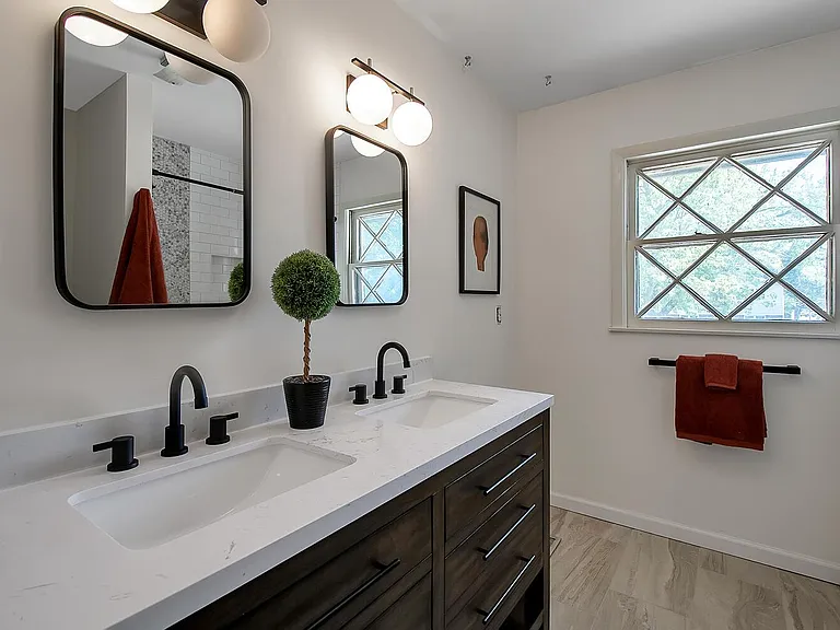 1401 N Stratford Ln — Photo 20
