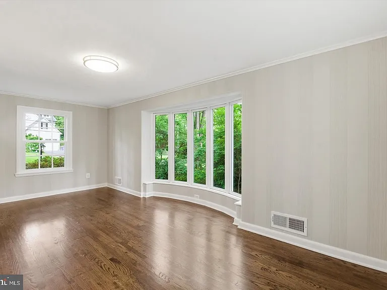 7825 Oldchester Rd — Photo 29