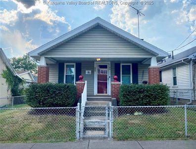 709 Adams St, Charleston, WV, 25302