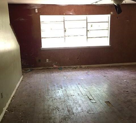 Additional Living Room