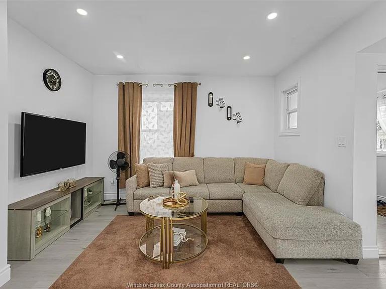 1771 Windermere Rd — Photo 13