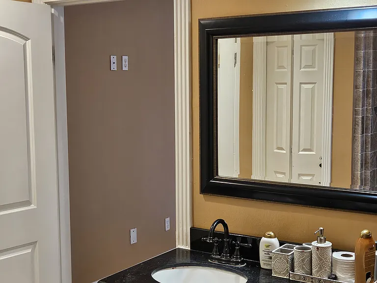 14015 Swiss Hill Dr — Photo 43