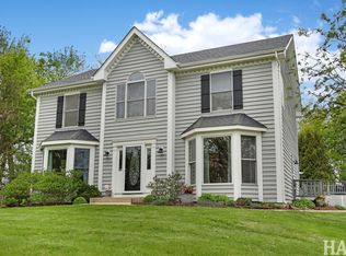 10N775 Muirhead Rd, Elgin, IL 60124