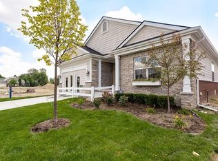 49303 Hawksburry Rd, Canton, MI 48188