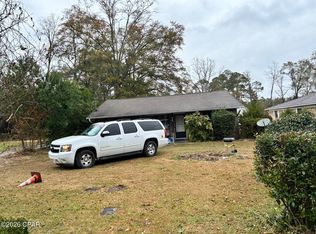 1228 Church Ave, Chipley, FL 32428