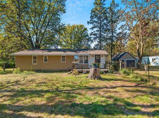 E5931 River St, Manawa, WI 54949