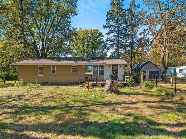 E5931 River St, Manawa, WI 54949