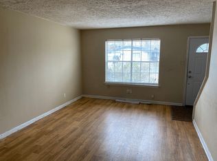 100 Park Row Ave APT B, Long Beach, MS 39560