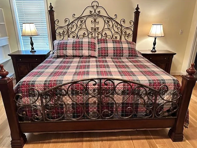 This is the master bedroom bed and side tables and lamps. The bedspread and pillows are not included.