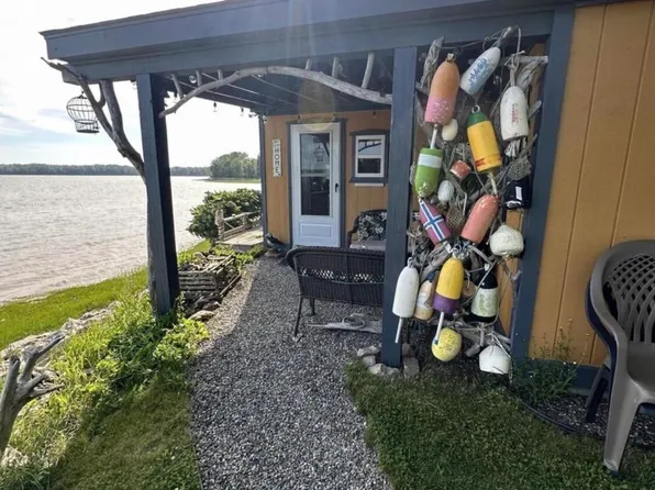 211 Rays Point Road, Milbridge, ME 04658