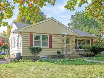 1180 Skillman Ave W, Roseville, MN, 55113