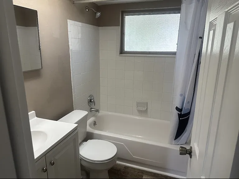 1025 Classic Dr — Photo 7