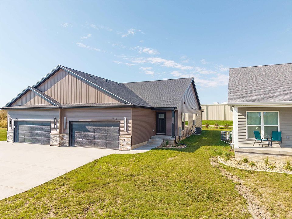 1st image of 1214 Rock Ridge Cir