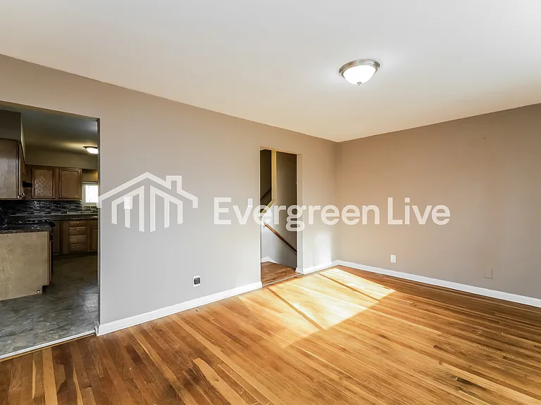 10941 Corona Rd — Photo 5
