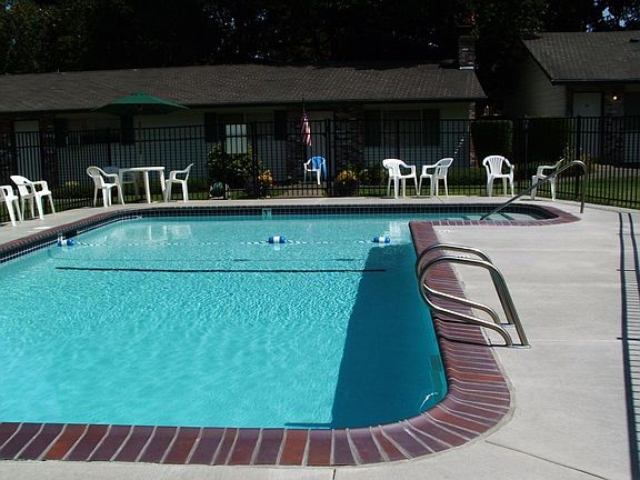 Seasonal Heated Pool