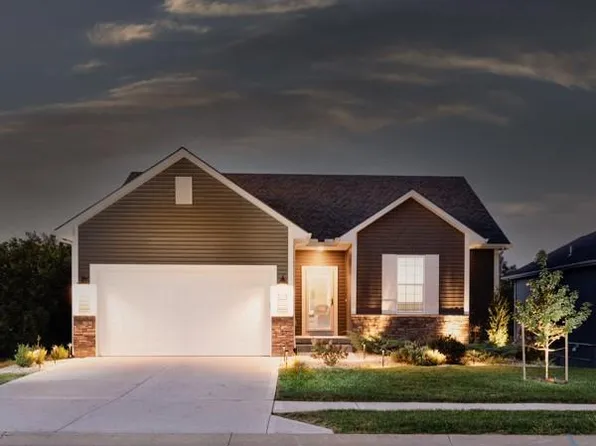 4013 NW Sol Dr, Blue Springs, MO 64014