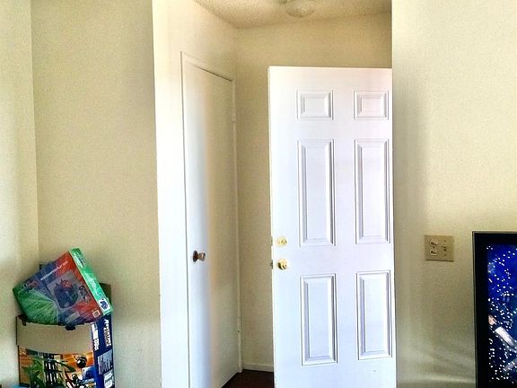 4th image of 1128 Casita Dr APT 4