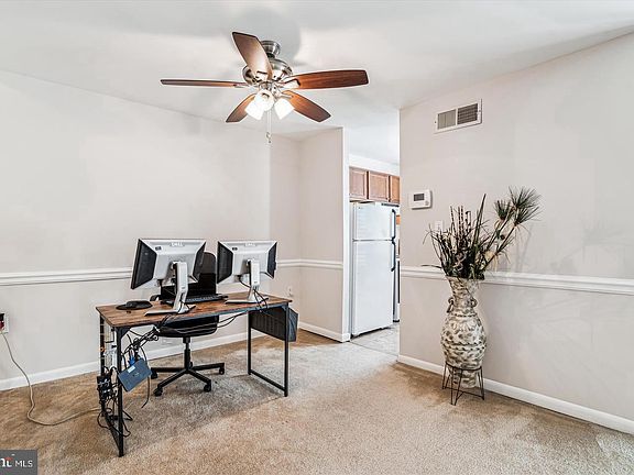 3rd image of 15603 Dorset Rd #17