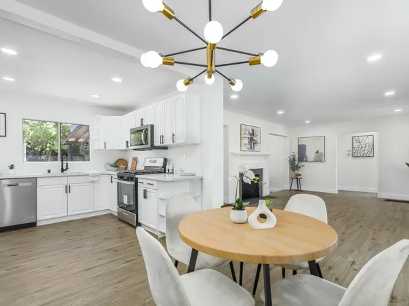 2670 Bell St, Sacramento, CA 95821
