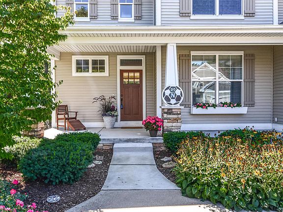 3rd image of 4634 Catalpa Dr SE
