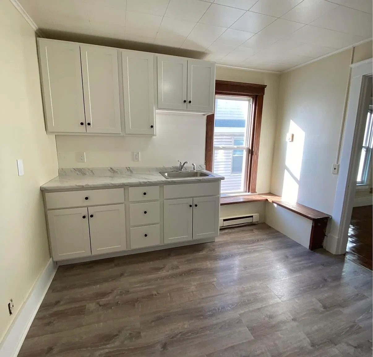 2 bed, $1,200 — Photo 3