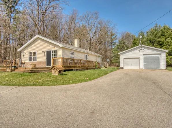 7161 E 22 Mile Rd, Sand Lake, MI 49343