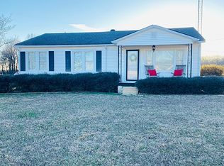 3148 Chisholm Rd, Iron City, TN 38463