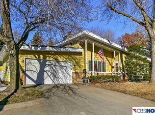 10226 W Center Rd, Omaha, NE 68124