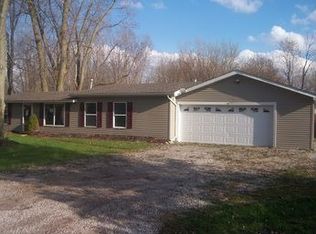 1778 Swaney Rd, Walled Lake, MI 48390