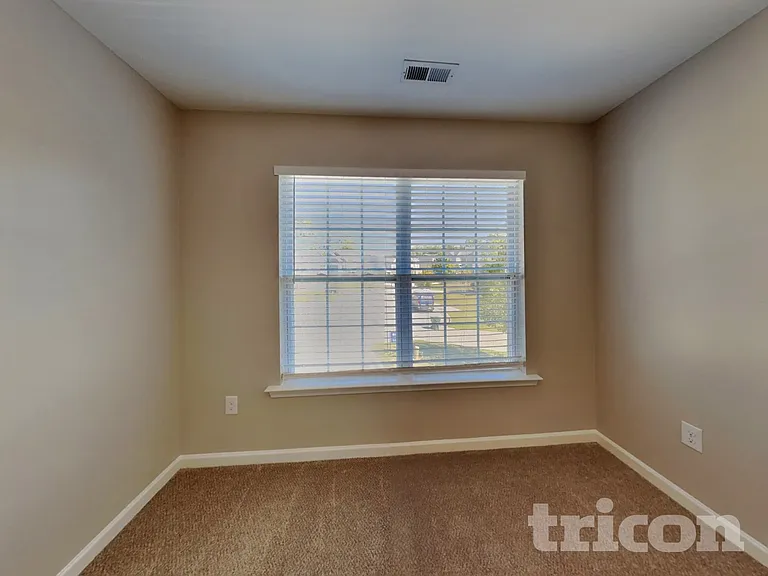 97 Mystery Hill Ct — Photo 12